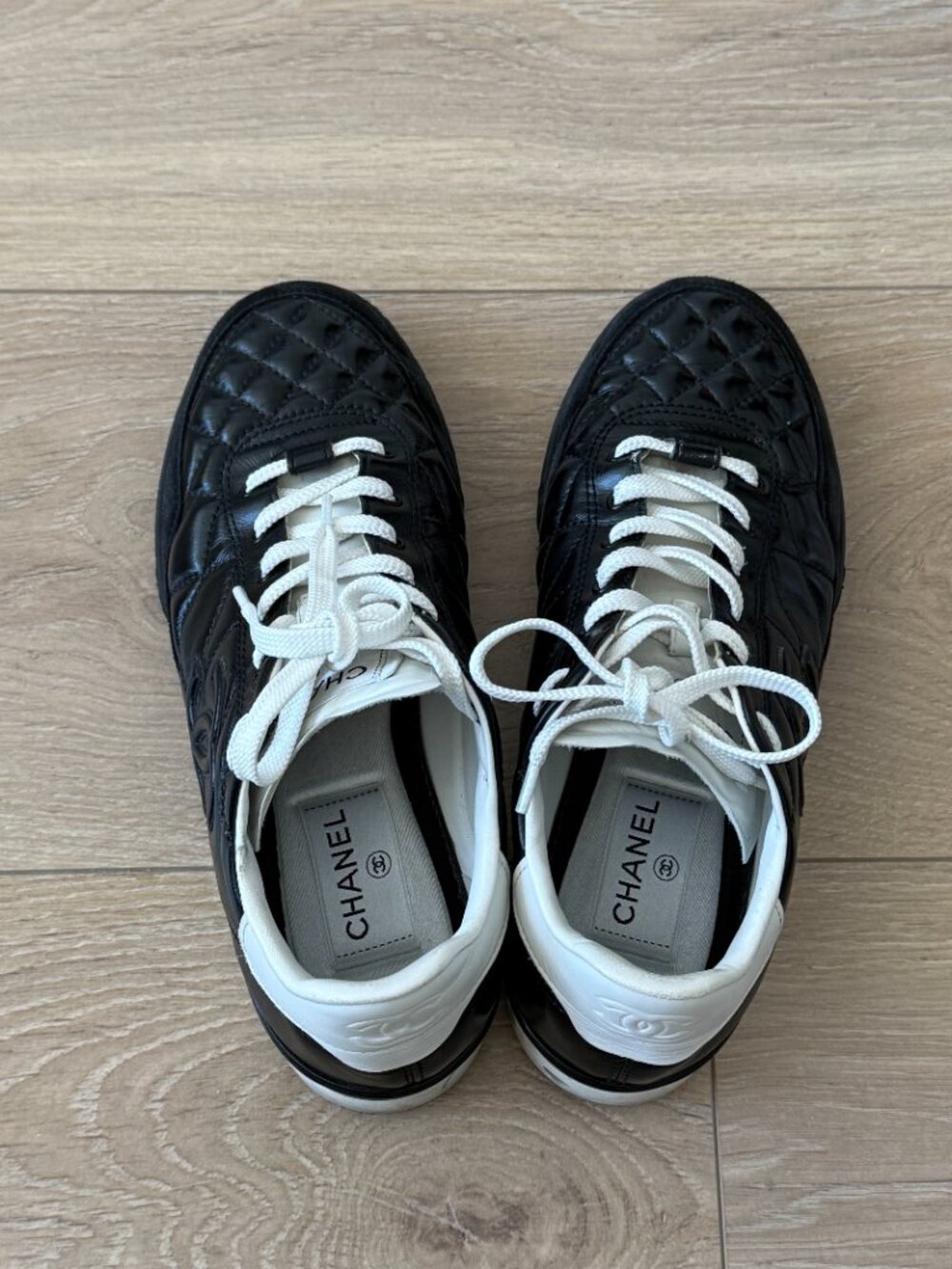 CHANEL Calfskin Suede Quilted Logo Sneakers – Size 37 - Picture 4 of 6